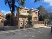 Case e ville in vendita di 443 m² in Via Luigi Borsari, 57