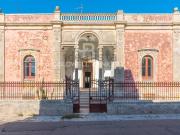 Case e ville in vendita di 443 m² in Via Otranto