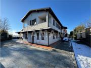 Case e ville in vendita di 445 m²