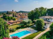 Case e ville in vendita di 445 m² in Strada Peschiera