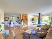 Case e ville in vendita di 445 m² in Via Luigi Valtorta, 2