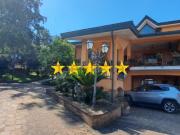 Case e ville in vendita di 448 m² in Via Celleta