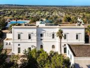 Case e ville in vendita di 4500 m² in Via Gallipoli