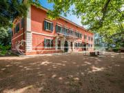 Case e ville in vendita di 4500 m² in Via Provinciale...