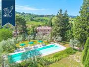 Case e ville in vendita di 450 m²