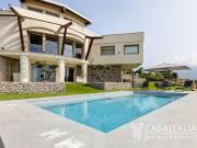 Case e ville in vendita di 450 m² in Piazza Caduti di...