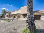 Case e ville in vendita di 450 m² in Strada Provinciale...