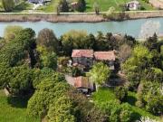 Case e ville in vendita di 450 m² in Via Adriatico