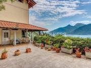 Case e ville in vendita di 450 m² in Via Carozzi, 32