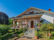 Case e ville in vendita di 450 m² in Via Cassagna