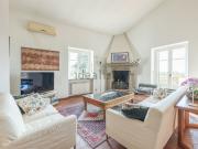 Case e ville in vendita di 450 m² in Via di Grotte Maria, 67