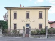 Case e ville in vendita di 450 m² in Via Giovanni XXIII