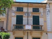 Case e ville in vendita di 450 m² in Via Leonardo Da...