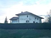 Case e ville in vendita di 450 m² in Via Monte...