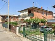 Case e ville in vendita di 450 m² in Via Napoli, 13