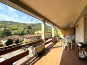 Case e ville in vendita di 450 m² in Via Poggiole, 4