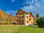 Case e ville in vendita di 450 m² in Via Roma, 93