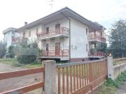 Case e ville in vendita di 450 m² in Via Tosti, 3