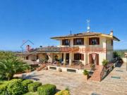 Case e ville in vendita di 450 m² in Vicolo di Prataporci