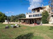 Case e ville in vendita di 452 m² in Strada Querciolare