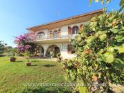 Case e ville in vendita di 457 m²