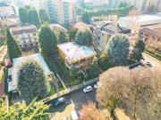 Case e ville in vendita di 458 m² in Via Lodovico il Moro, 2