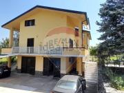 Case e ville in vendita di 460 m²