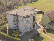 Case e ville in vendita di 465 m² in Via Adda, 94