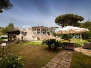 Case e ville in vendita di 466 m² in Lungomare Circe, 75