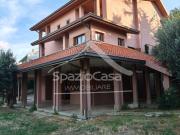 Case e ville in vendita di 468 m² in Strada Fonte Borea...