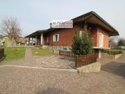 Case e ville in vendita di 468 m² in Via IV Novembre