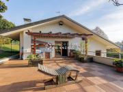 Case e ville in vendita di 475 m² in Viale John e Robert...