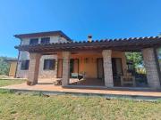 Case e ville in vendita di 480 m² in Via Rimembranze, 4545