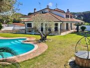 Case e ville in vendita di 480 m² in Viale delle Rose, 12