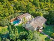 Case e ville in vendita di 490 m²