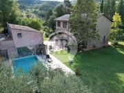 Case e ville in vendita di 490 m²