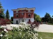 Case e ville in vendita di 494 m² in Via Gabriele D&apos...