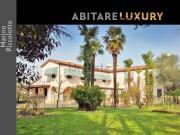 Case e ville in vendita di 497 m² in Via C.Colombo