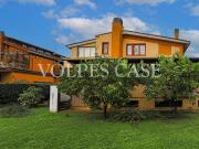 Case e ville in vendita di 498 m² in Via Poggio Fiorito