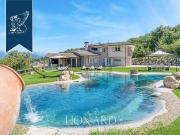 Case e ville in vendita di 500 m²