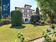 Case e ville in vendita di 500 m²