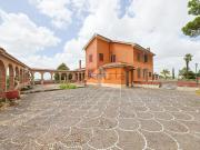 Case e ville in vendita di 500 m²