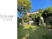 Case e ville in vendita di 500 m² in Piazzale Santa...