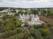 Case e ville in vendita di 500 m² in Via Alberobello