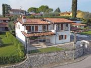 Case e ville in vendita di 500 m² in Via Aldo Moro, 15