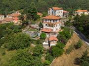 Case e ville in vendita di 500 m² in Via alla Vittoria