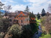 Case e ville in vendita di 500 m² in Via Cava, 2