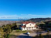 Case e ville in vendita di 500 m² in Via Colle Razzi, 1