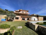 Case e ville in vendita di 500 m² in Via Consolare Pompea