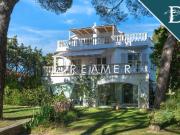 Case e ville in vendita di 500 m² in Via degli Oleastri, 2